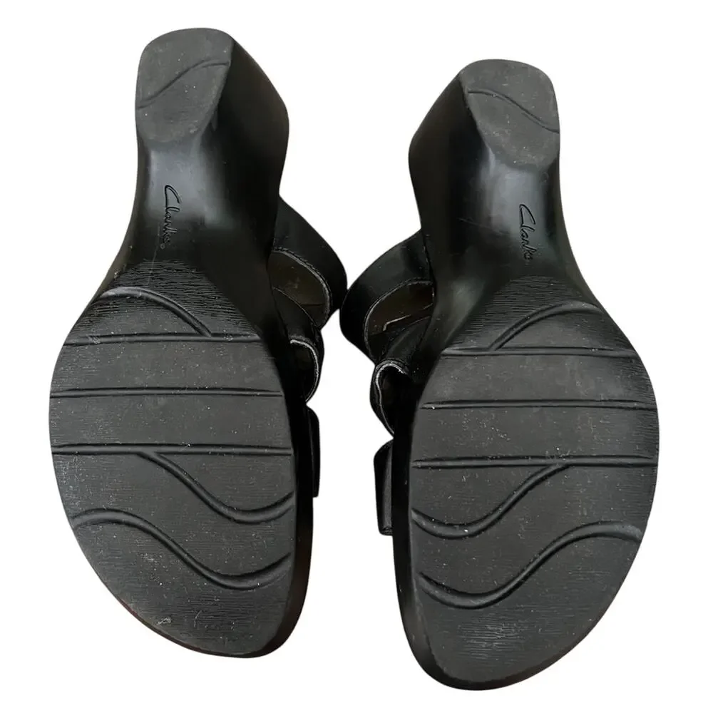 Clarks Bendables Ella Celtic Sandals 8.5 Black Leather Laser Cutout Wedge Slide